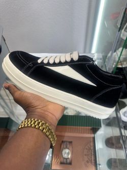 Black and White Low-Top