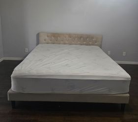 Tufted Upholstered Bed Frame with Mattress