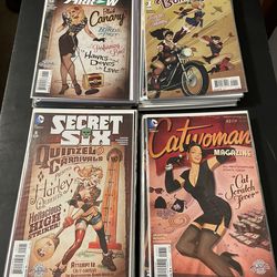 Large DC Bombshells Comic Book Collection