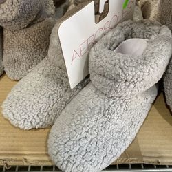 NEW Aerosoles Ankle High Slippers in Assorted Sizes for 3 each