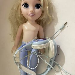 Lot of 2 Disney toys: Used for girls, doll / Headphones from the Disney Frozen movie, Sound suitable for children.