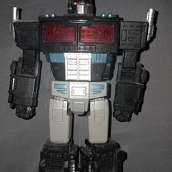 Masterpiece Nemesis Prime 