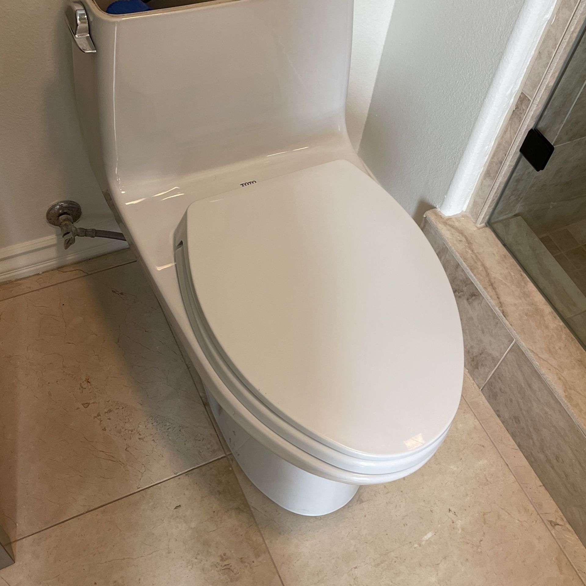 Toto Toilet 1 piece for Sale in Laguna Niguel, CA OfferUp