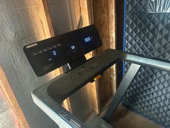 Oma treadmill *lightly used*