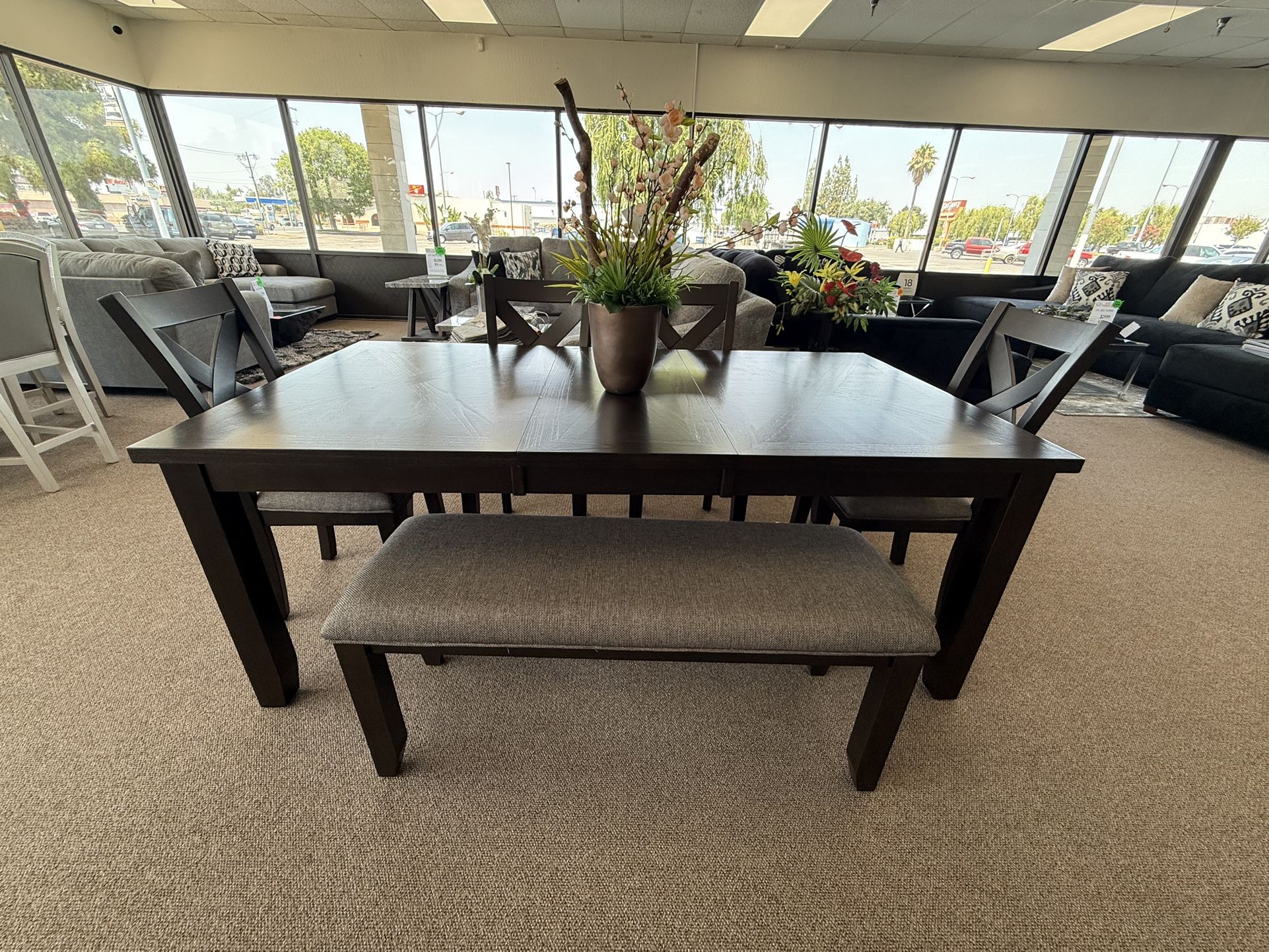 6 Pc Dining Table