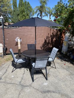 NEW PATIO SET CHAIRS CHAIR UMBRELLA + TABLE METAL ROUND BLACK FREE DELIVERY