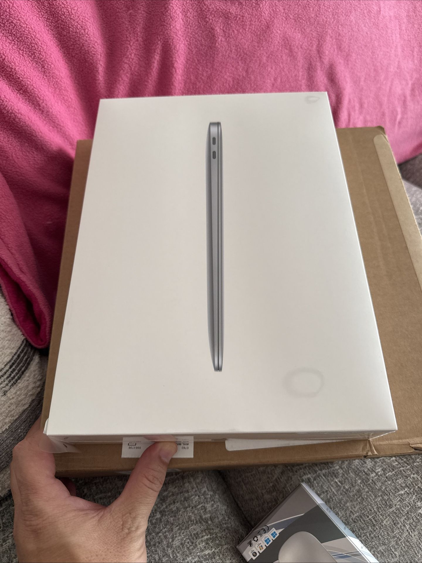 Apple MacBook Air 13" 256GB SSD M1 8GB Laptop Silver MGN63LL/A Brand New Sealed