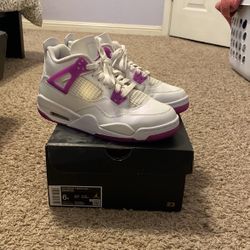 Jordan 4 Hyper Violet