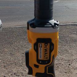 Dewalt 