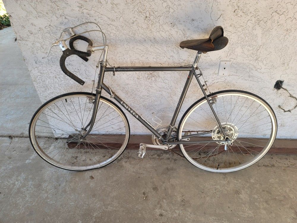 Vintage Fuji Road Bicycle $50 Pickup In Riverbank