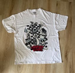 VTG Looney Tunes Y2K 90's T Shirt Short Sleeve Large Logo White Size Large.