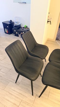 Black Chairs for Table