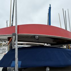 Sabot Sailboat - Carbon Mast, 2 Sails, Sabot Nationals Winning Boat