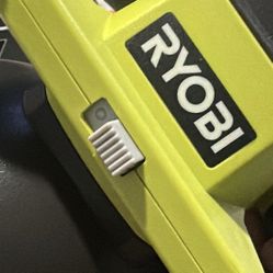 Pulidora RYOBI 