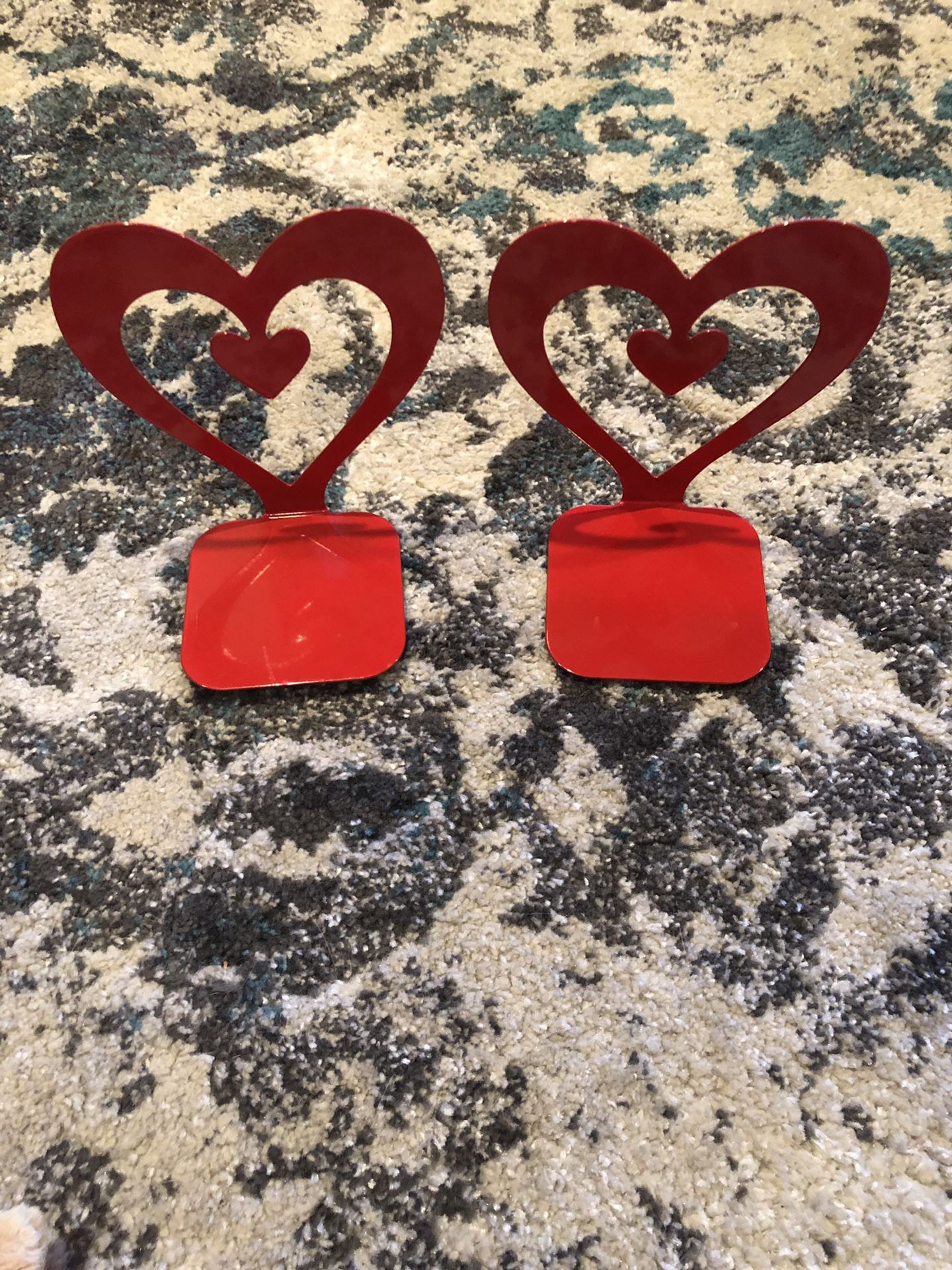 Red Heart Metal Bookends