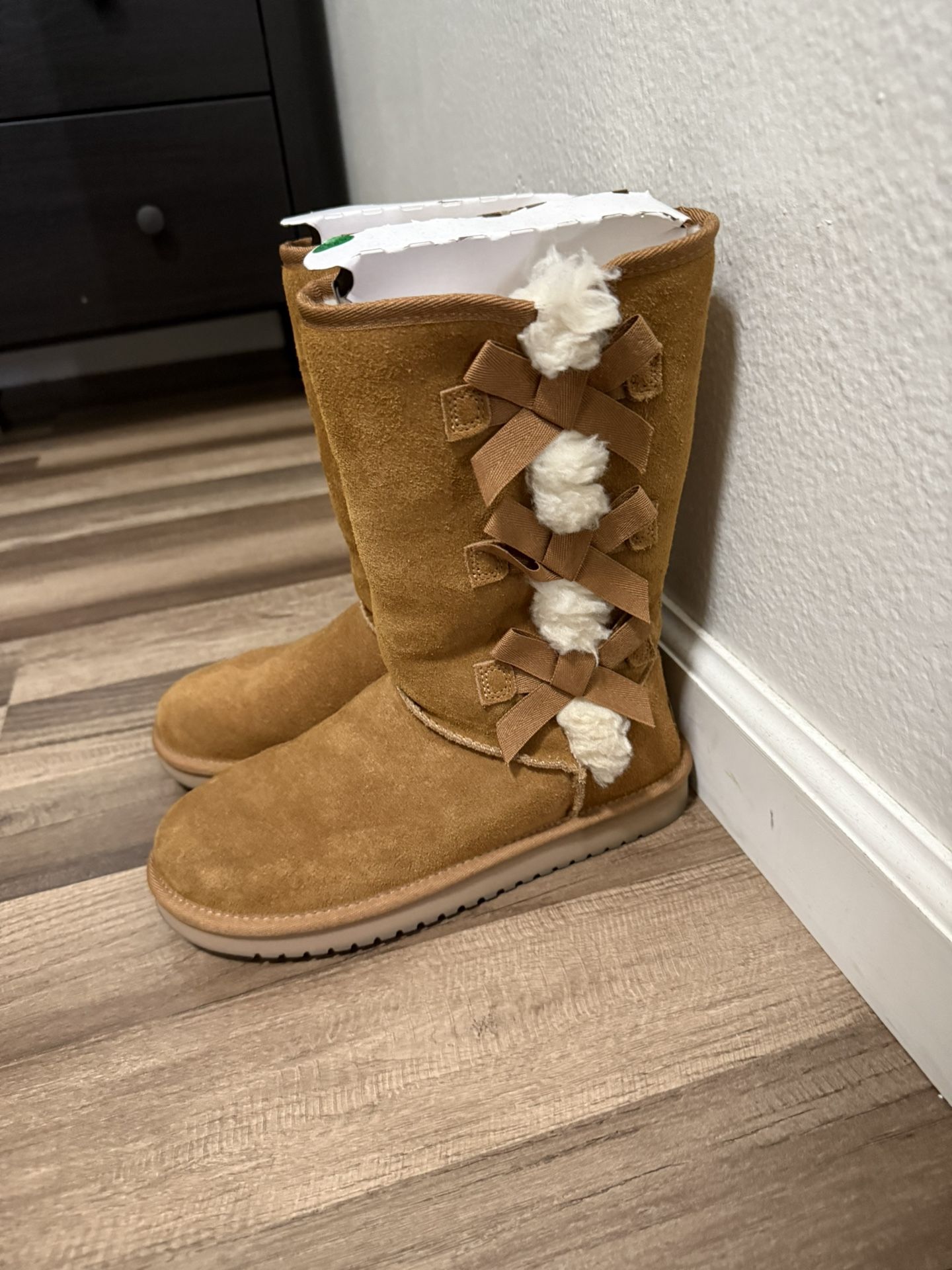 Koolaburra By Ugg Size 6 Women