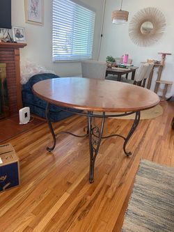 Round pine table top