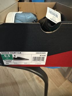 Men Reebok Shoes Size 9.5