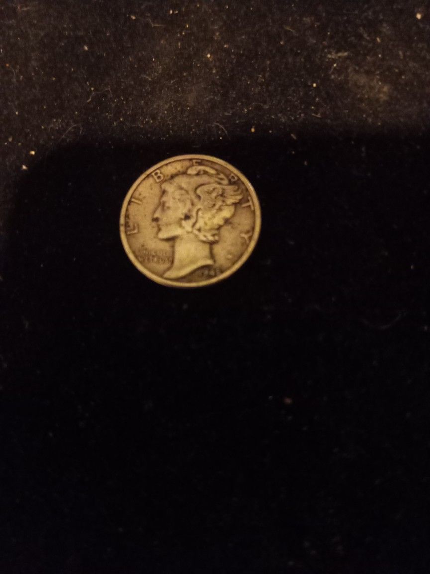 1945 Mercury Dime..last Year Dimes Were Made 90% Silver