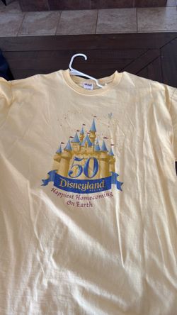 Yellow oversized Disneyland tshirt