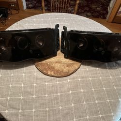 2002-2005 Dodge Ram 2500 03-05 Ram 1500 Smoke Led Projection Headlight Headlamp Assemblies