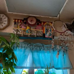 Antique clock s  Weird And Cool