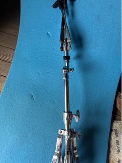 Snare stand