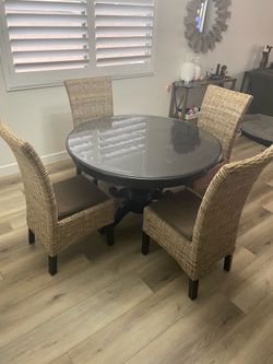 Dining Table and 4 chairs