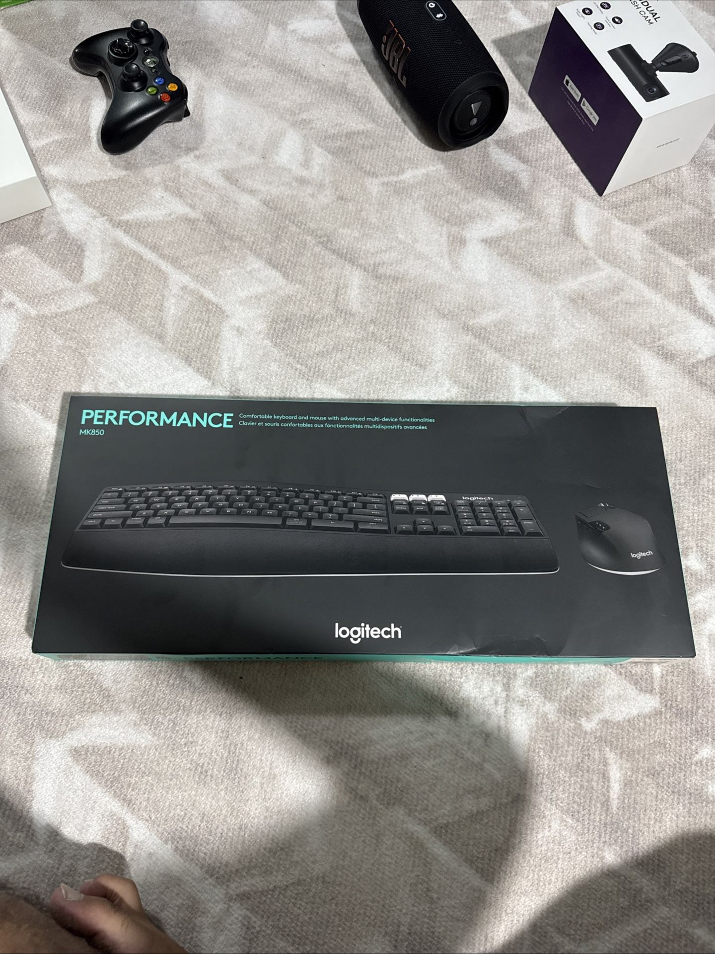 Logitech MK850 Keyboard SEALED NEW