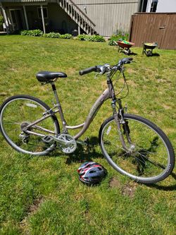 Womens Diamondback Vital 2 bicycle