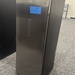 Upright Freezer