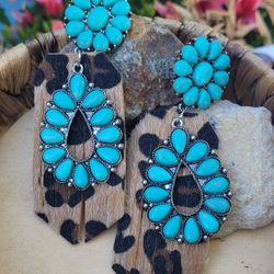 Western Silver Tone Faux Turquoise Concho Earrings 