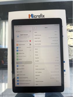 iPad 8th generation 32gb WiFi and cellular