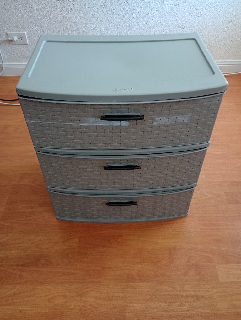 Plastic Storage Container 