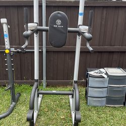 Gold’s Gym XR 10.9 Exercise Station