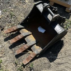 Excavator Bucket 18” TAG Bucket For Mini Excavators