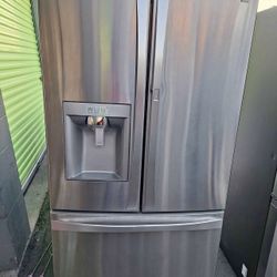Kenmore 3-Door Refrigerator with Ice & Water Dispenser