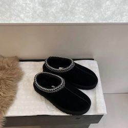 Ugg Tasmans Size 8 Women’s Brand New 