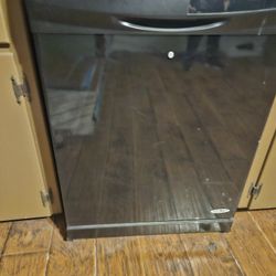 Whirlpool Dishwasher