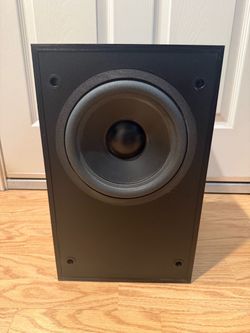 Energy e-XL S8 400-Watt Subwoofer (Excellent Condition)
