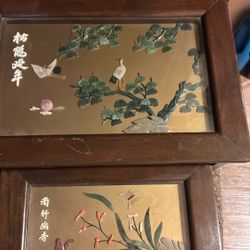 Jade invade antique tables