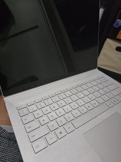Microsoft Surface Laptop