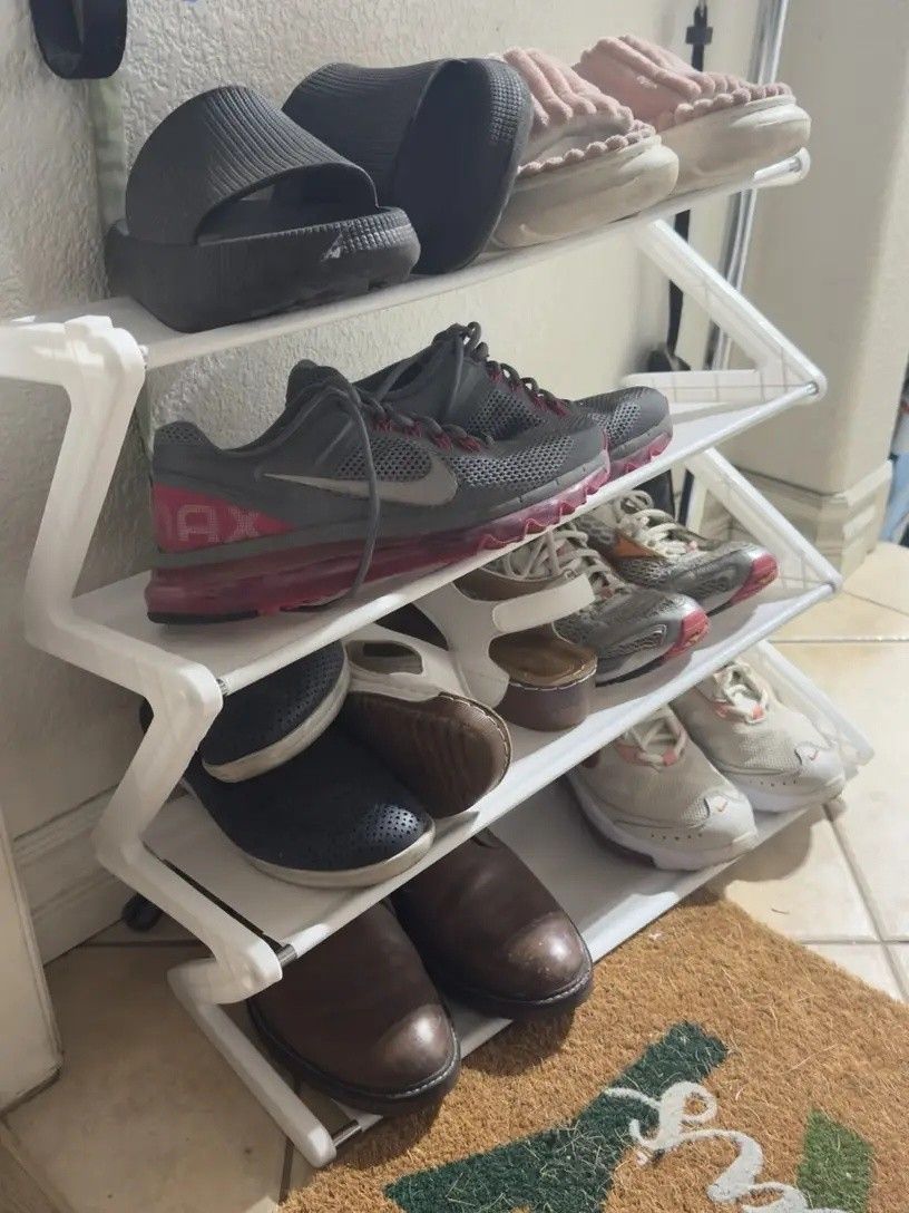 Four-layer large Z-shaped shoe rack