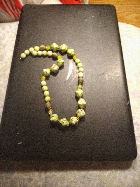 Child's Jade And White Onyx Neclace