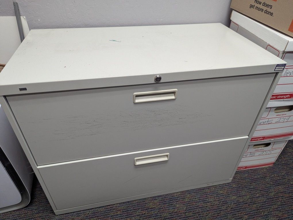Metal Filing Cabinet (Lateral File)