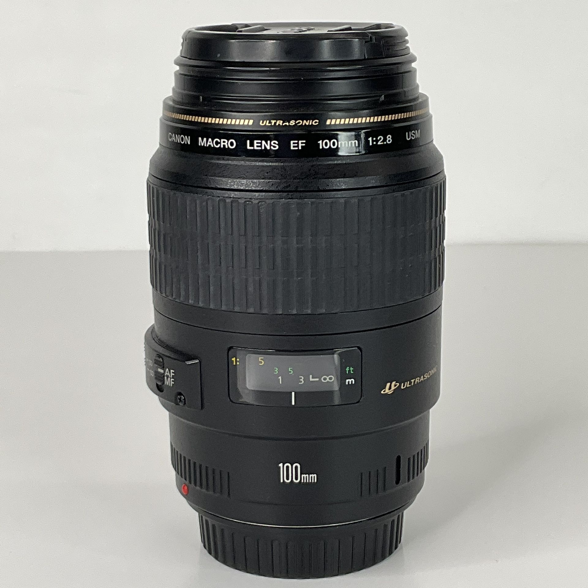 Canon EF 100mm f/2.8 Macro USM Lens