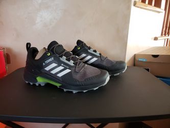 Adidas    GORE.TEX       Size 14      NEW
