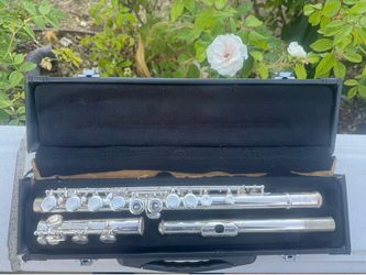 Suito SFL-100 student flute