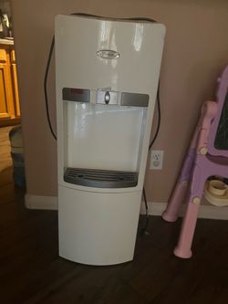 Water dispenser