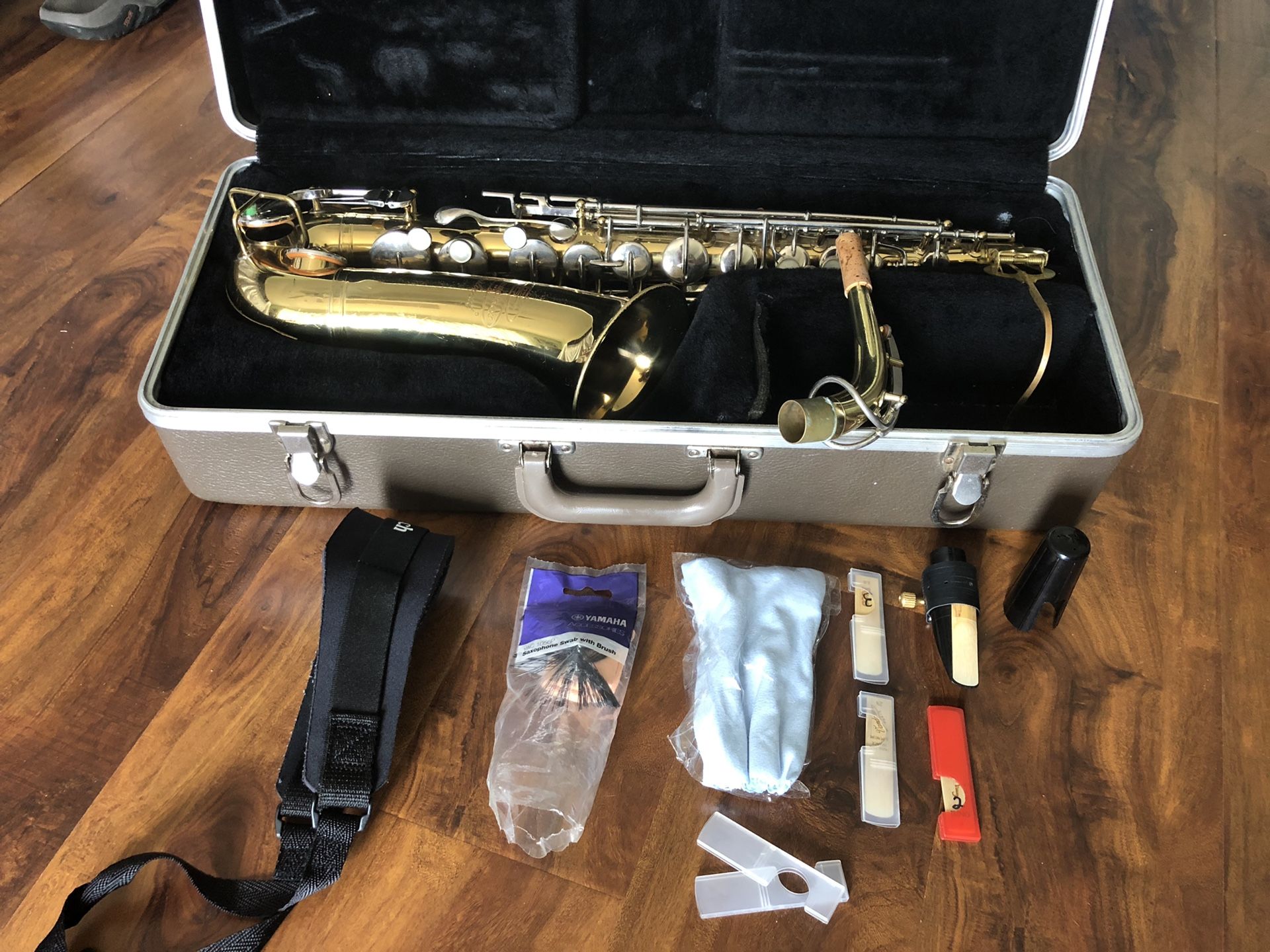 Buescher Aristocrat... Last full tune up, new pads etc. was March 2019. Hasn’t been used since May 2019.